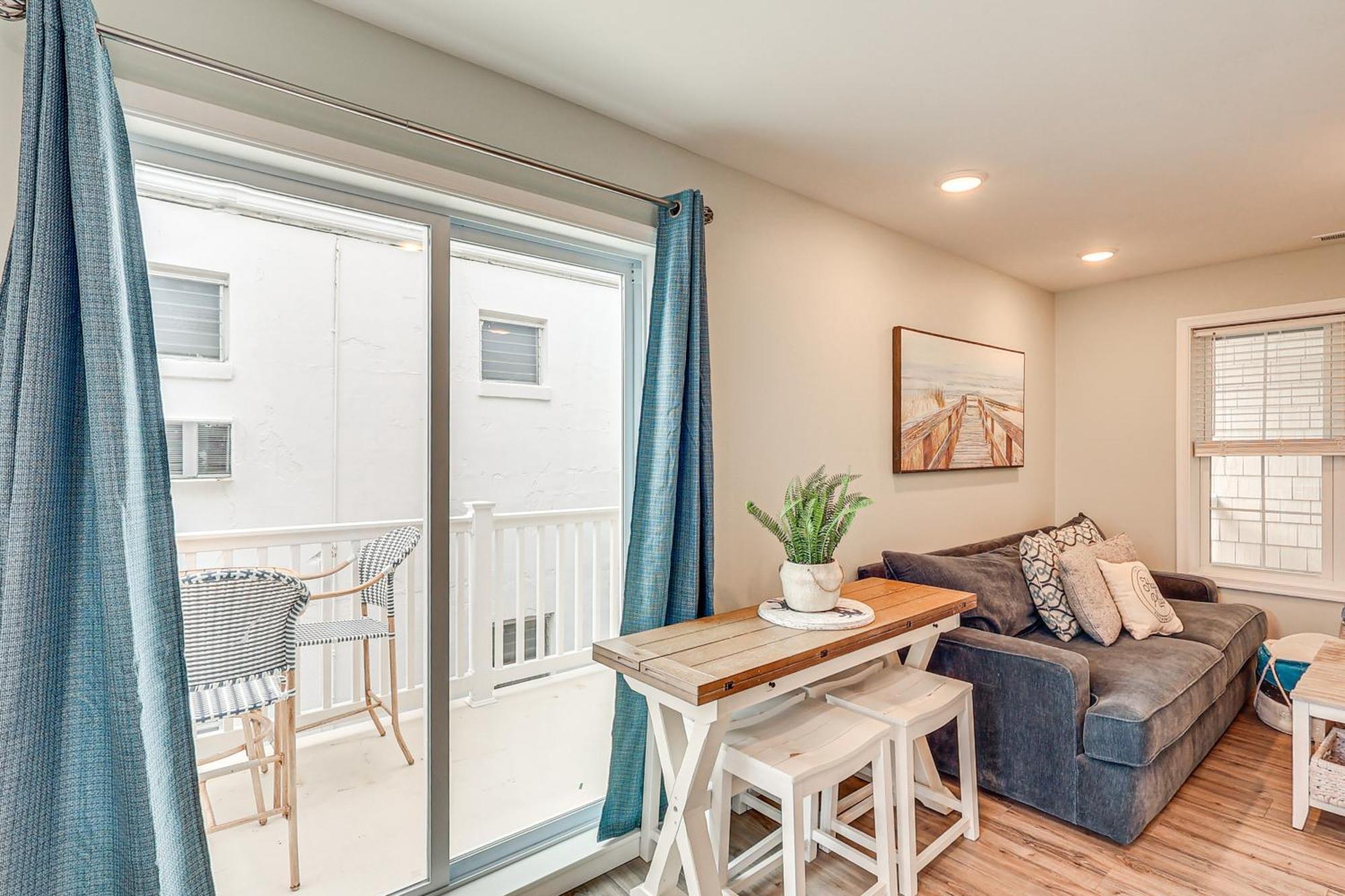 Wildwood Condo With Pool Access - Walk To Beach Екстериор снимка